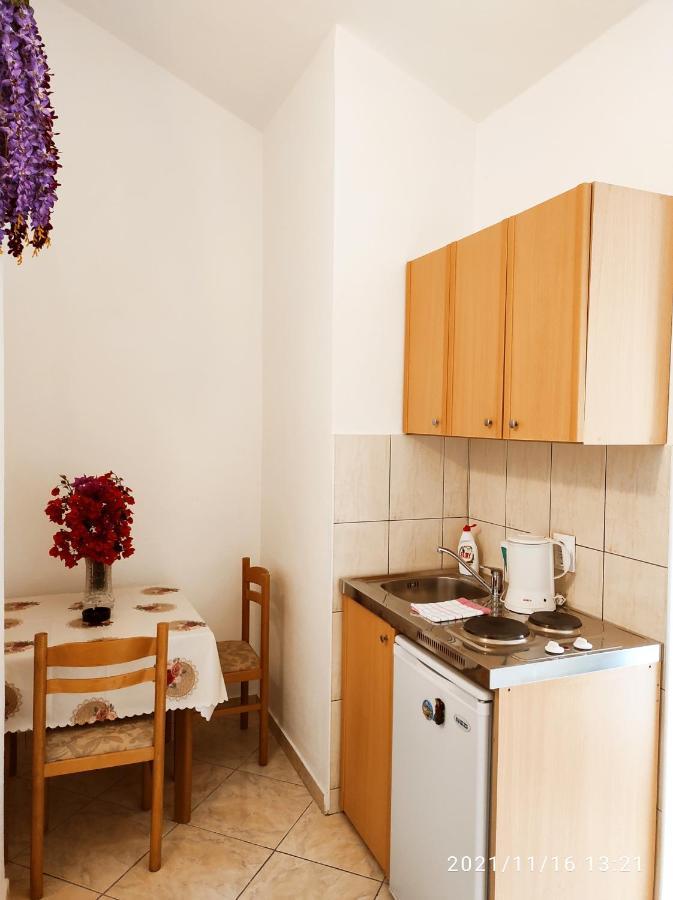 Apartmani Steni Свети-Стефан Экстерьер фото