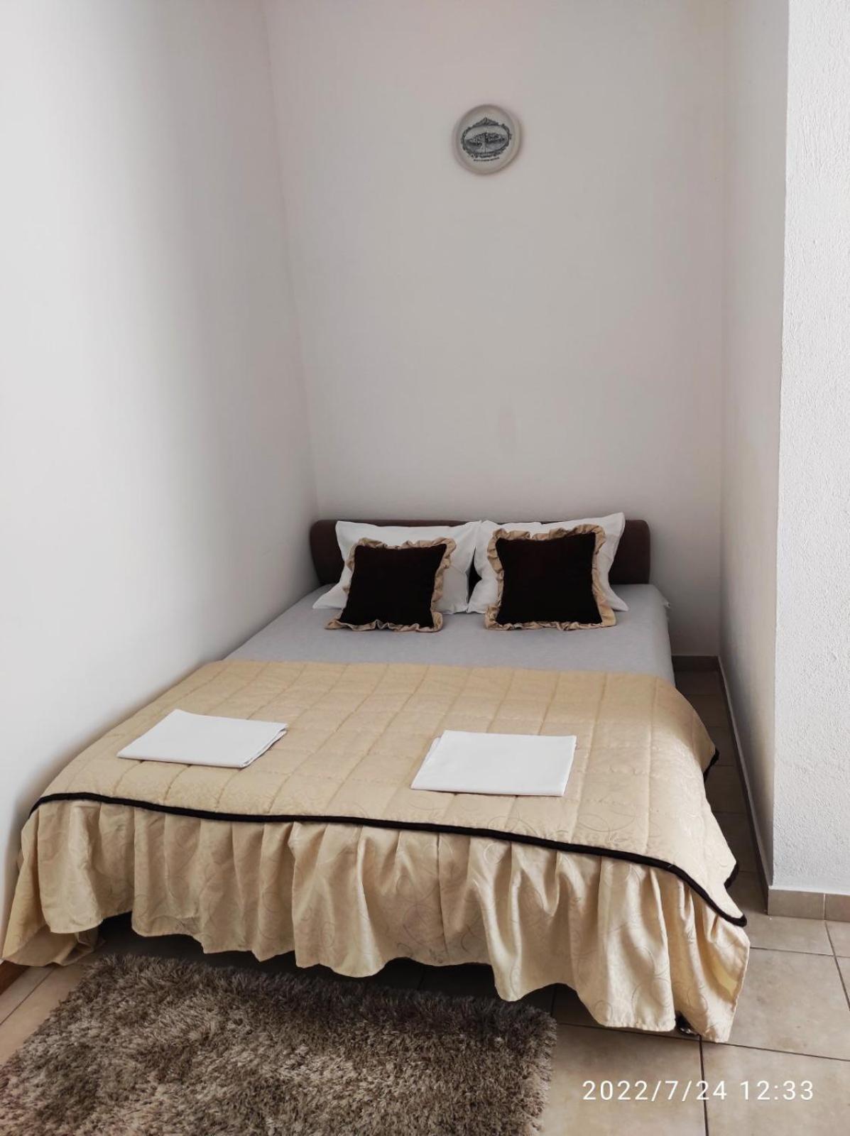Apartmani Steni Свети-Стефан Экстерьер фото