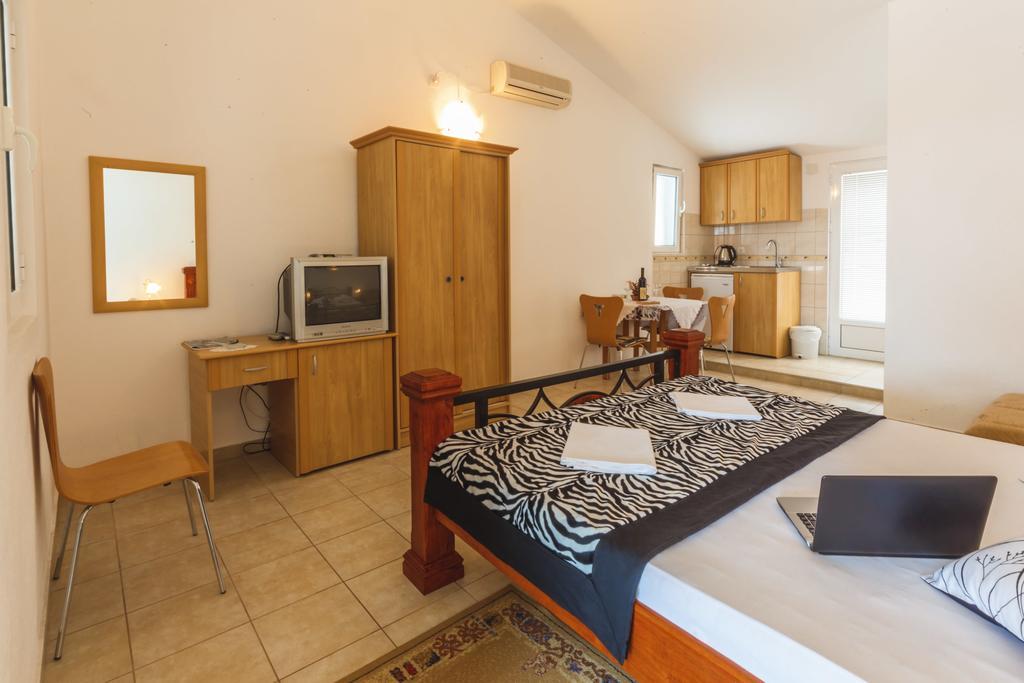 Apartmani Steni Свети-Стефан Экстерьер фото