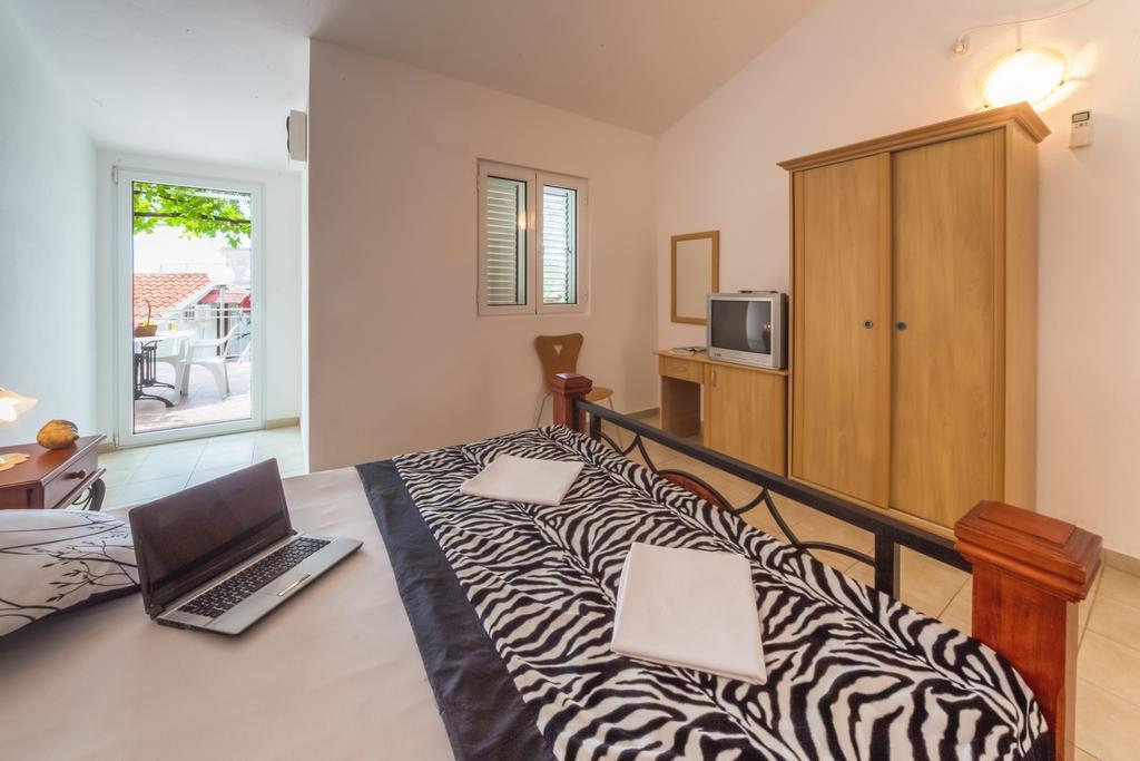 Apartmani Steni Свети-Стефан Экстерьер фото